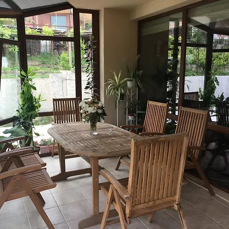 Presiqna Guest house